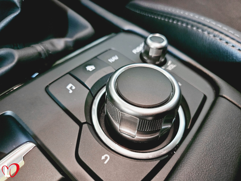 MAZDA CX-3 2.0 SKYACTIV-G 121 de segunda mano