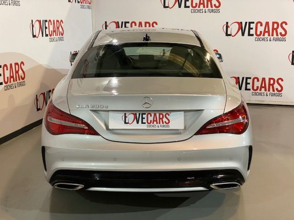 MERCEDES CLA 200 D AUTOM. AMG 136CV de segunda mano