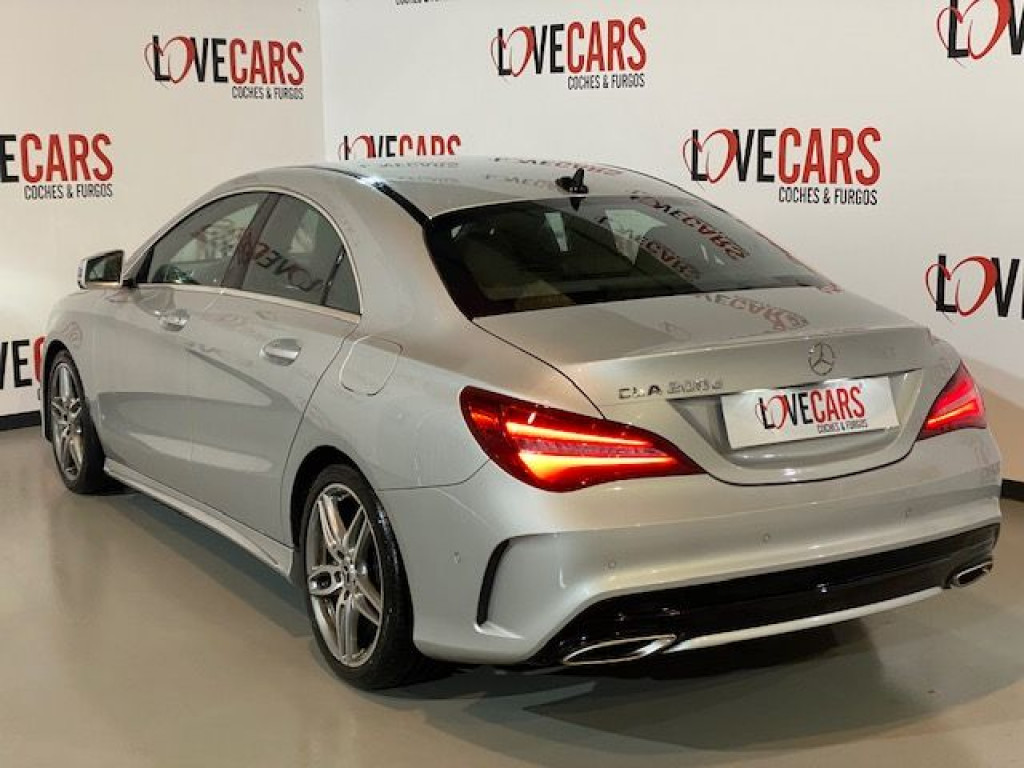 MERCEDES CLA 200 D AUTOM. AMG 136CV de segunda mano