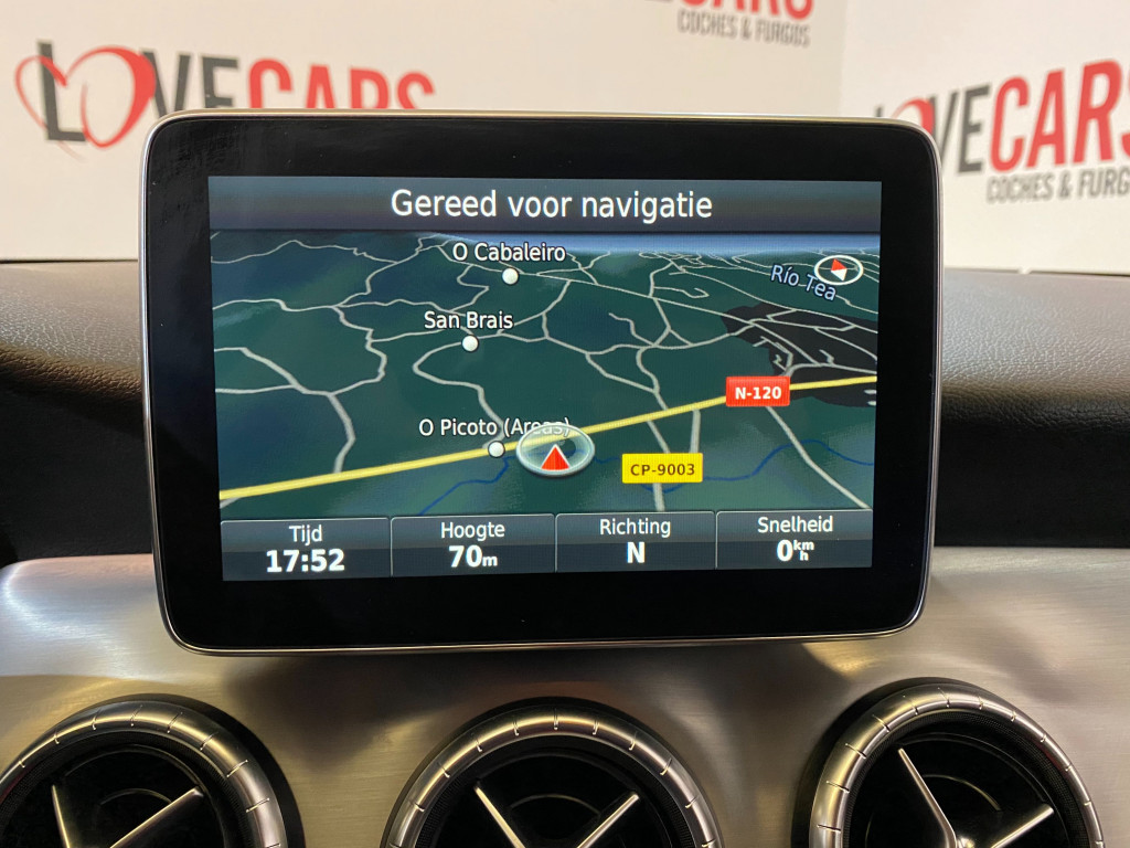 MERCEDES CLA 200 D AUTOM. SHOOTING BRAKE AMG LINE 136 de segunda mano