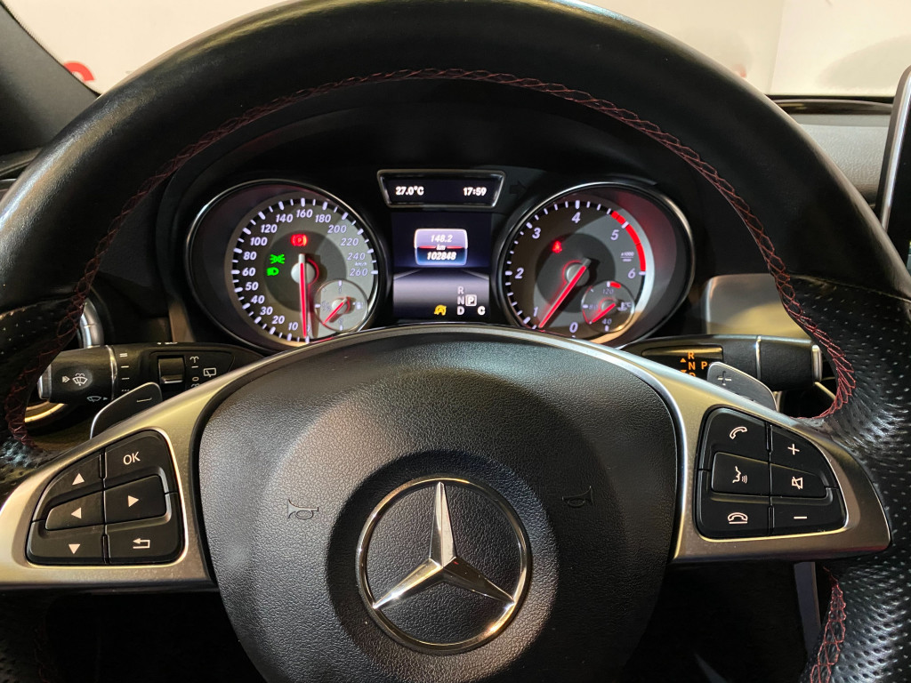 MERCEDES CLA 200 D AUTOM. SHOOTING BRAKE AMG LINE 136 de segunda mano