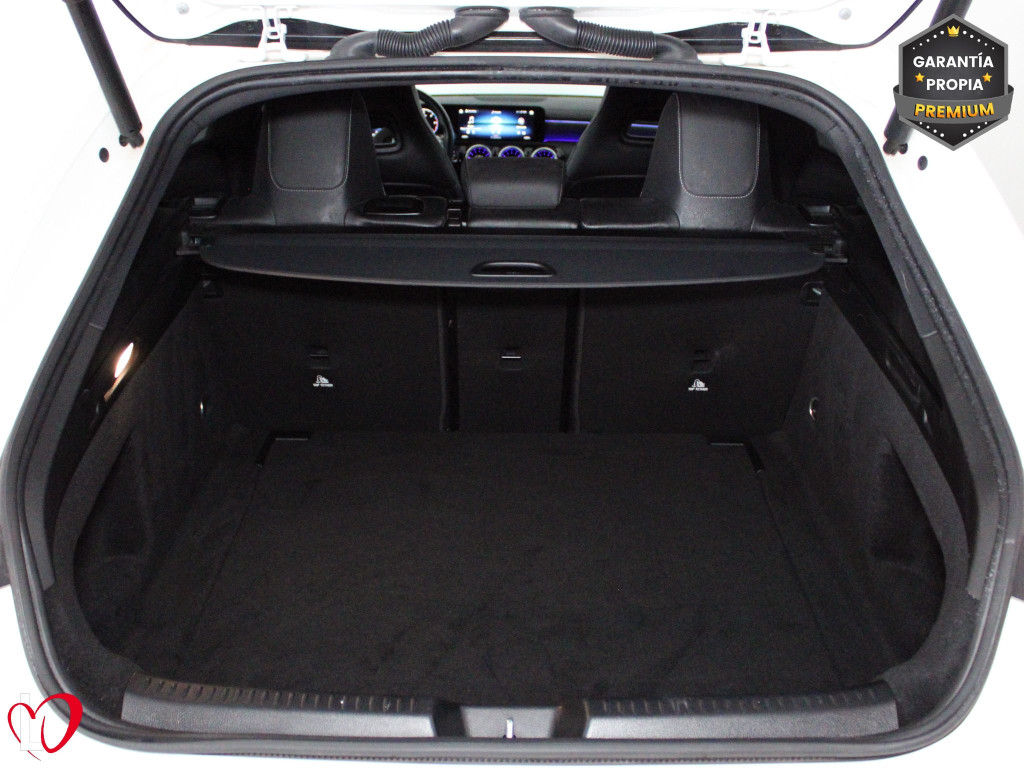 MERCEDES CLA 200 D DCT AUTOM. AMG LINE 150 de segunda mano