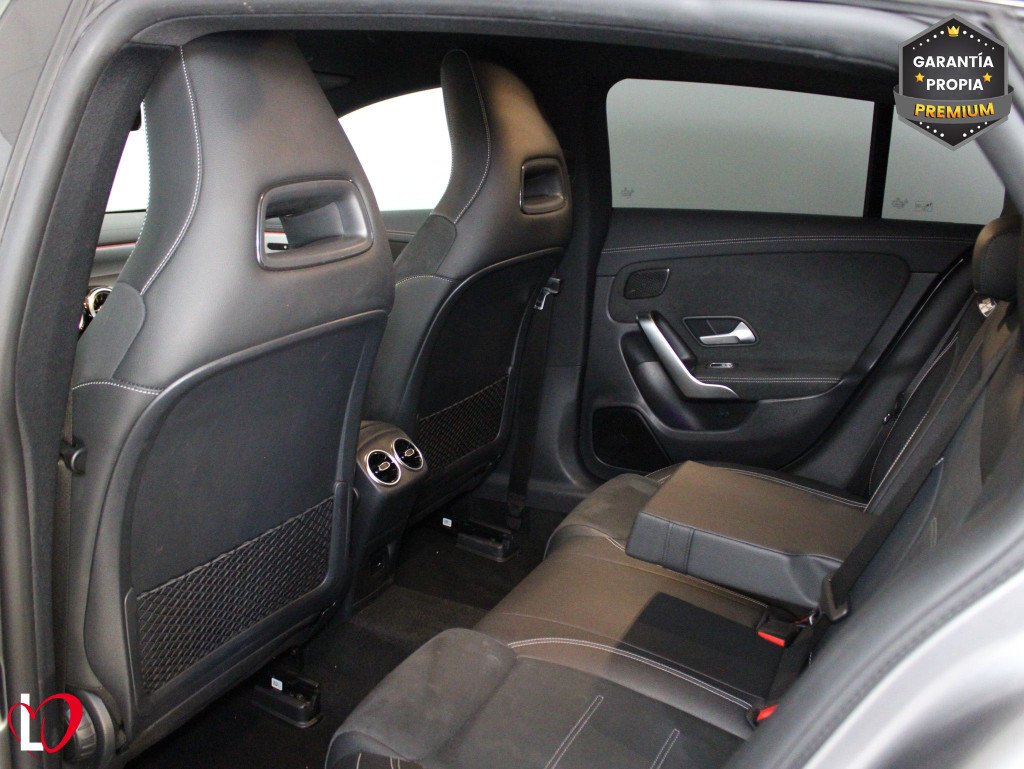 MERCEDES CLA 200 D DCT AUTOM. AMG LINE 150 de segunda mano