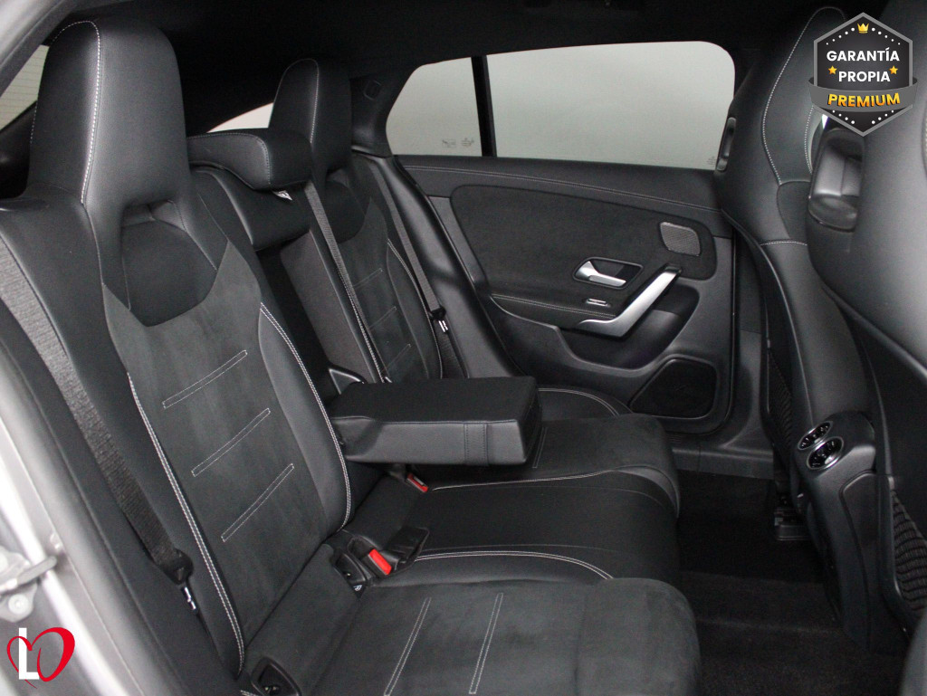 MERCEDES CLA 200 D DCT AUTOM. AMG LINE 150 de segunda mano