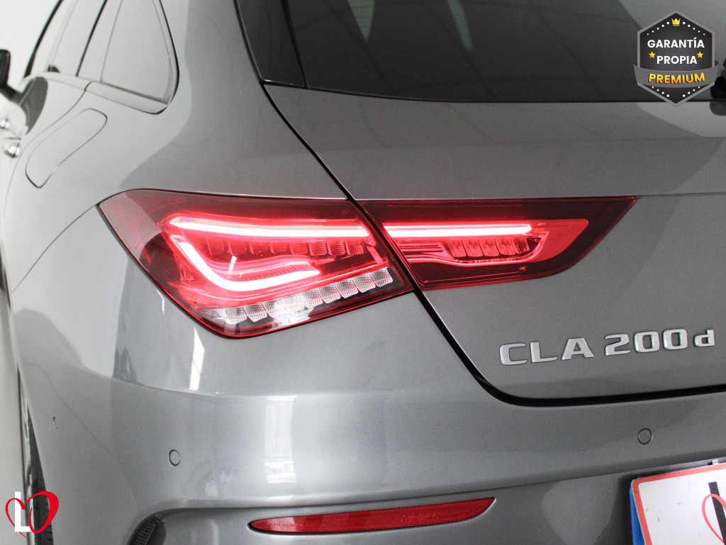 MERCEDES CLA 200 D DCT AUTOM. AMG LINE 150 de segunda mano