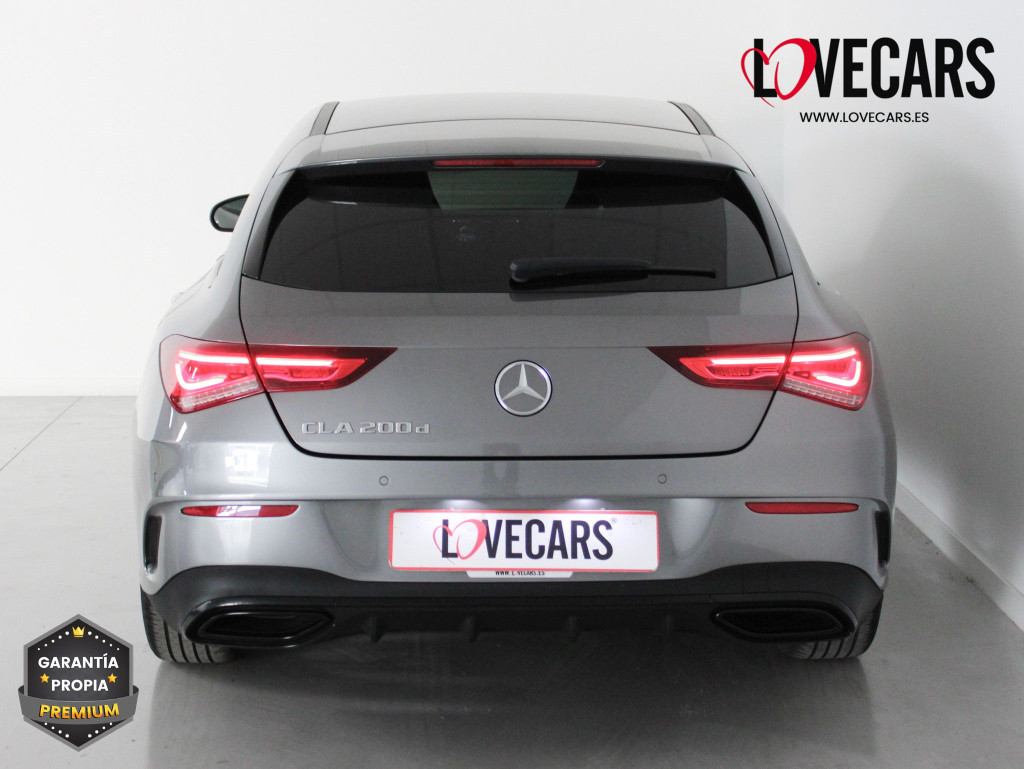 MERCEDES CLA 200 D DCT AUTOM. AMG LINE 150 de segunda mano
