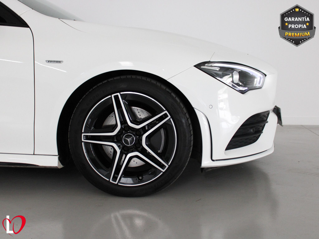 MERCEDES CLA 200 D DCT AUTOM. AMG LINE 150 de segunda mano