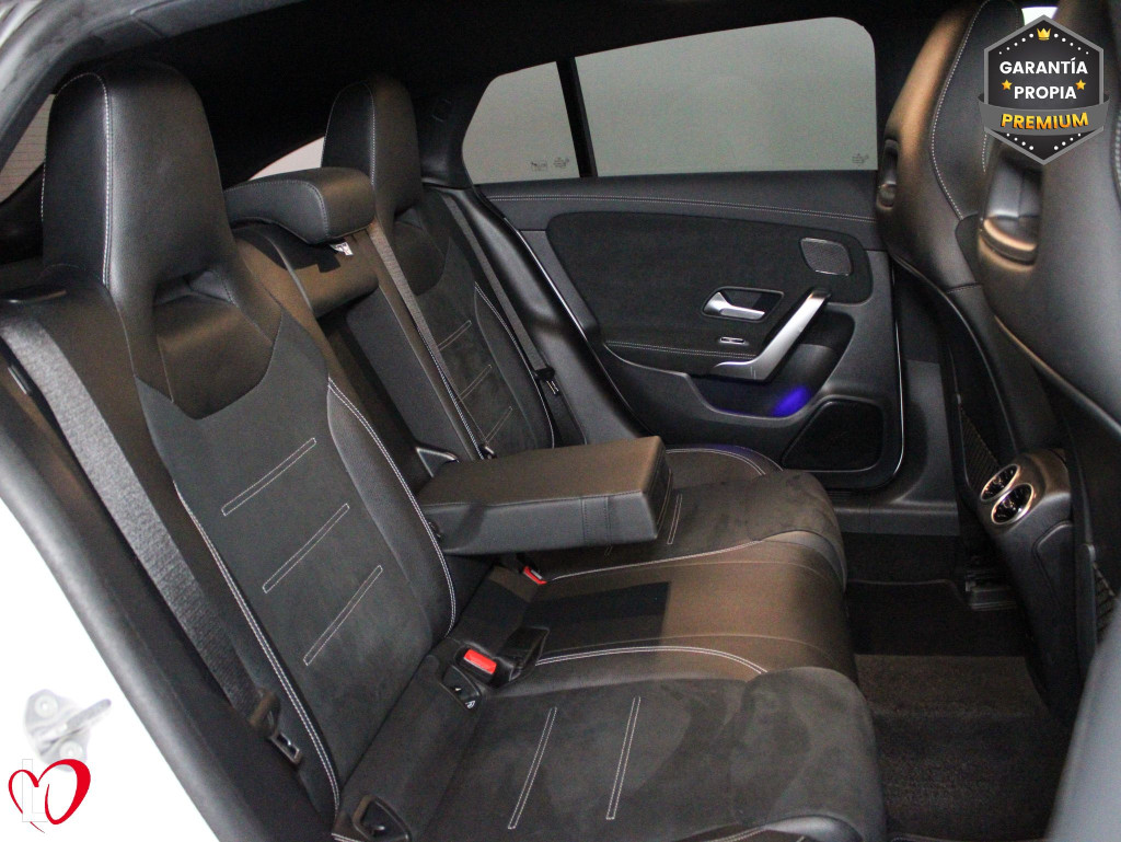 MERCEDES CLA 200 D DCT AUTOM. AMG LINE 150 de segunda mano