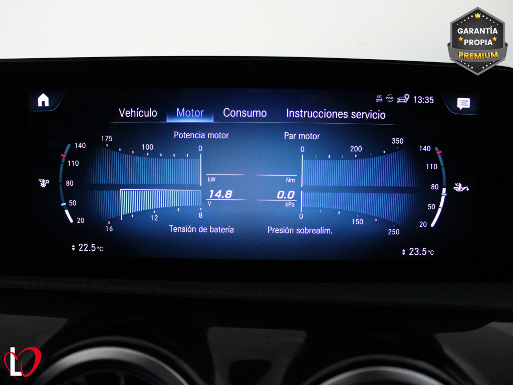MERCEDES CLA 200 D DCT AUTOM. AMG LINE 150 de segunda mano