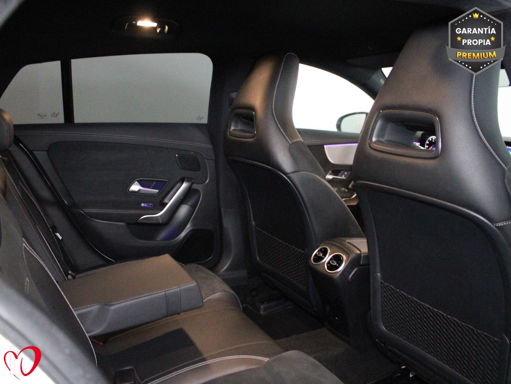 MERCEDES CLA 200 D DCT AUTOM. AMG LINE 150 de segunda mano