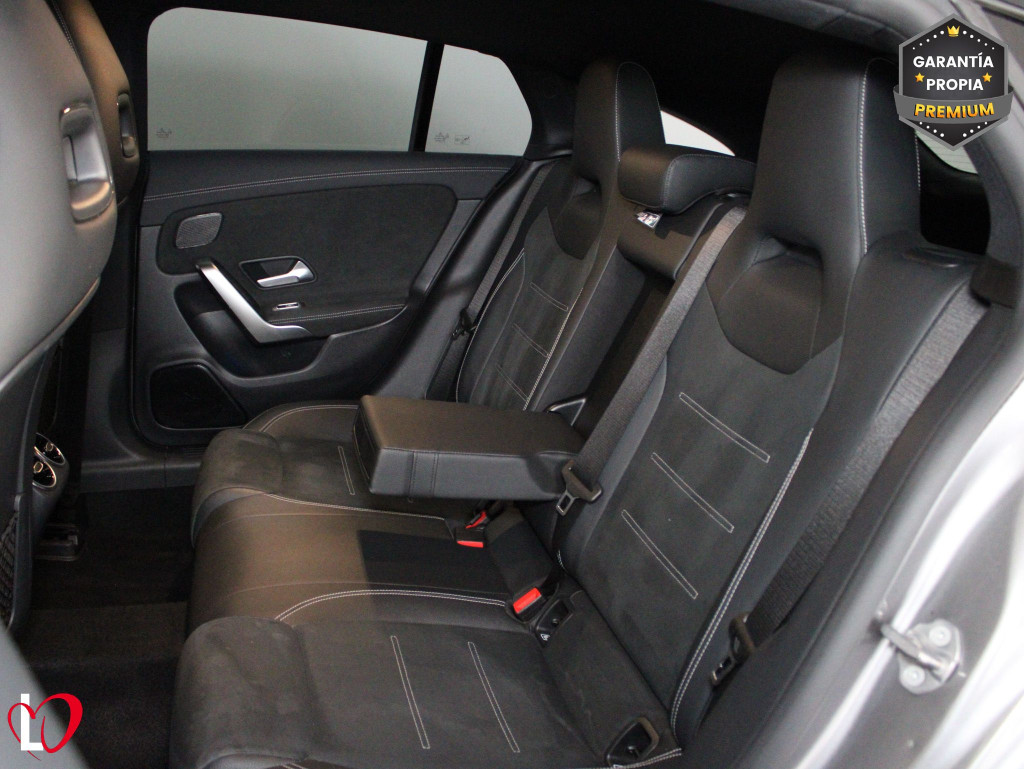 MERCEDES CLA 200 D DCT AUTOM. AMG LINE 150 de segunda mano