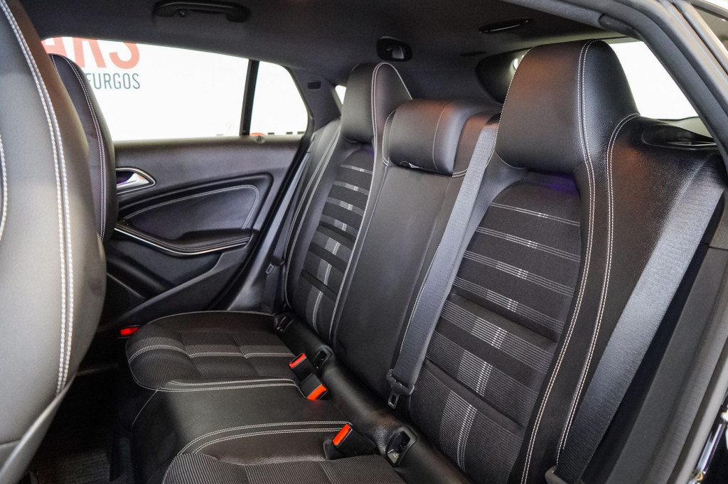 MERCEDES CLA 200 D SHOOTING BRAKE AUTO 136 de segunda mano
