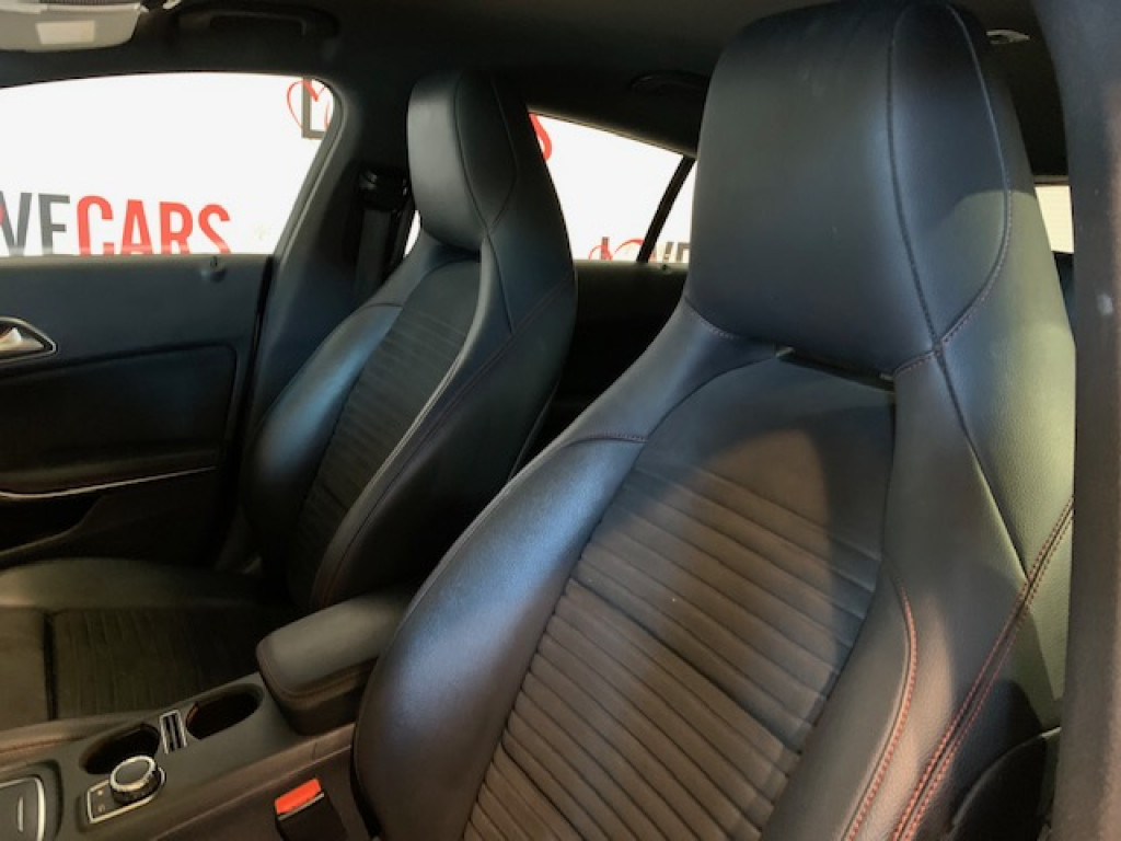 MERCEDES CLA 2.1 220 D AMG SHOOTING BRAKE BREAK LAUNCH EDITION DCT  de segunda mano MERCEDES CLA 2.1 220 D AMG SHOOTING BRAKE BREAK LAUNCH EDITION DCT  de segunda mano