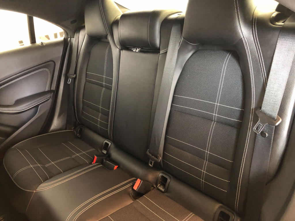 MERCEDES CLA 220 CDI AUTOM. EXECUTIVE 170CV de segunda mano