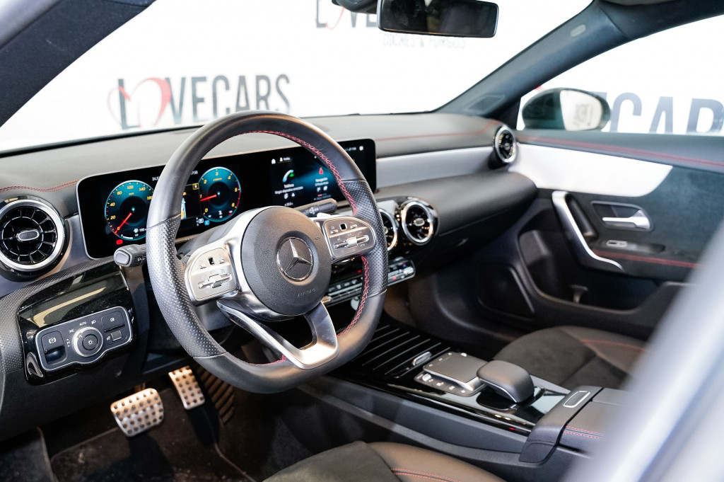 MERCEDES CLA COUPE 200 D AMG DCT 150 de segunda mano