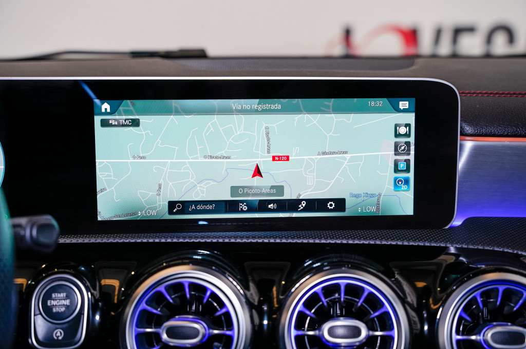 MERCEDES CLA COUPE 200 D AMG DCT 150 de segunda mano