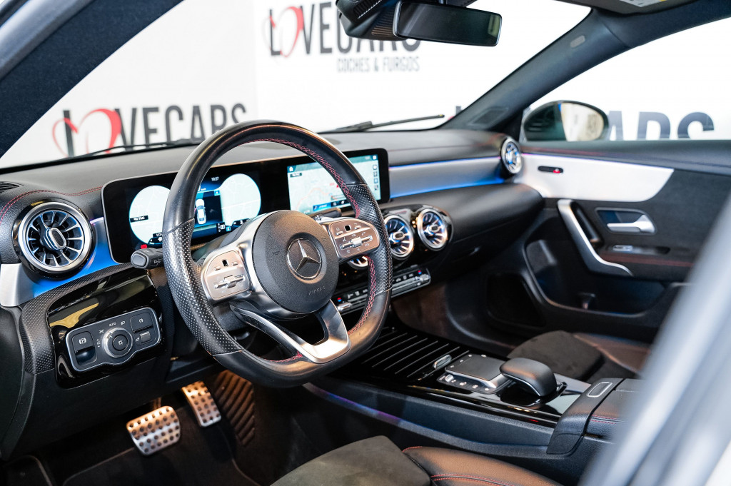 MERCEDES CLA COUPE 200 D AMG DCT 150 de segunda mano