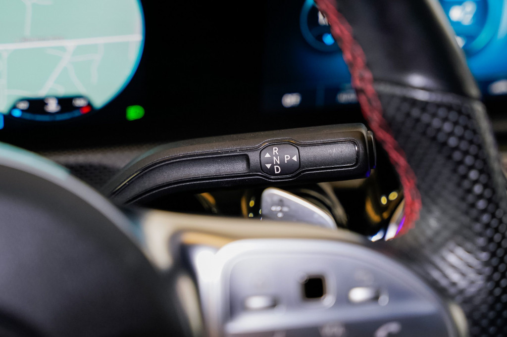 MERCEDES CLA COUPE 200 D AMG DCT 150 de segunda mano