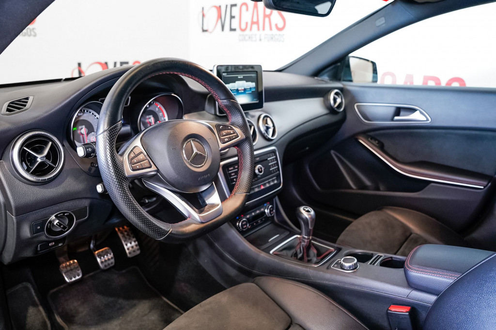MERCEDES CLA COUPE 200 D COUPE AMG 136 de segunda mano