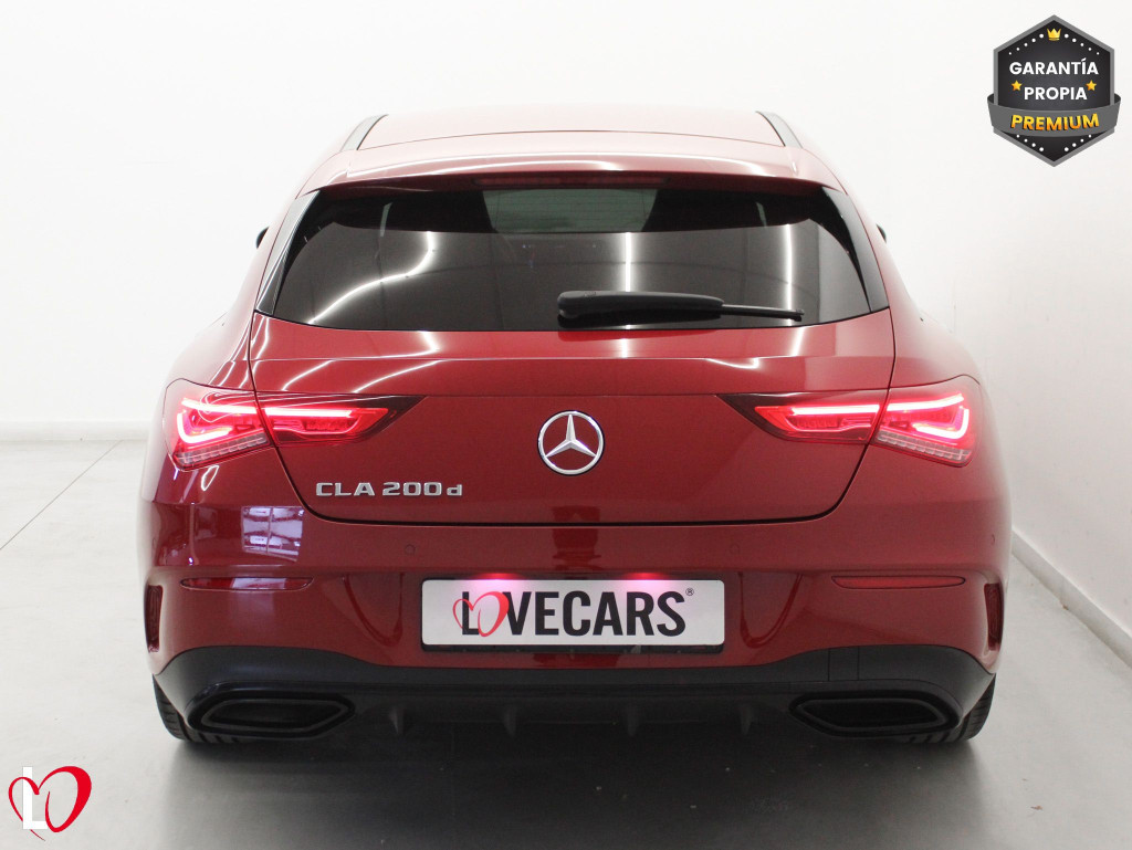 MERCEDES CLA SHOOTING BRAKE 200 D DCT AMG Line de segunda mano