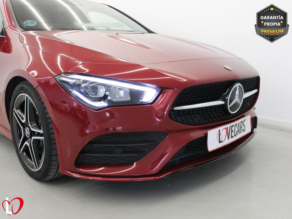 MERCEDES CLA SHOOTING BRAKE 200 D DCT AMG Line de segunda mano