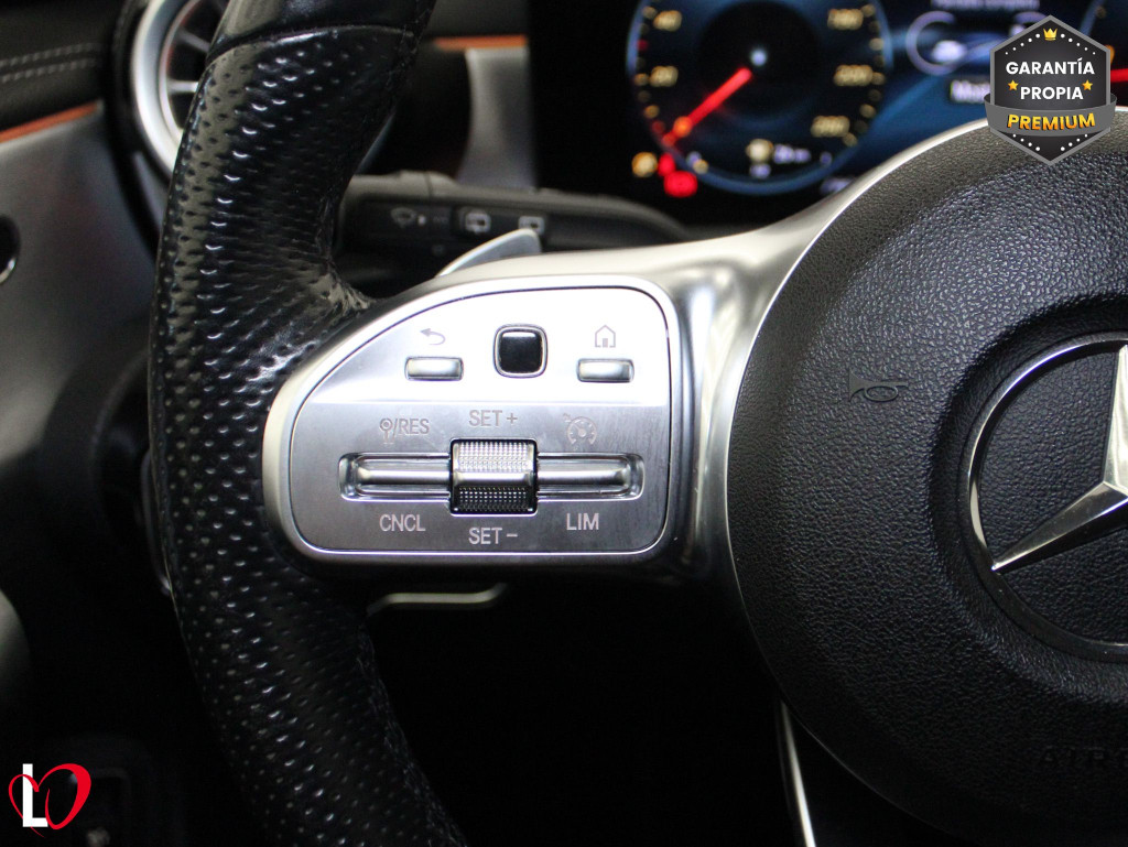 MERCEDES CLA SHOOTING BRAKE 200 D DCT AMG Line de segunda mano
