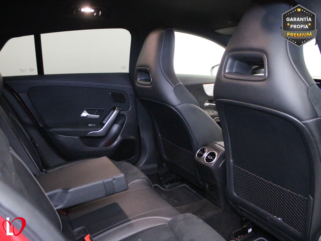 MERCEDES CLA SHOOTING BRAKE 200 D DCT AMG Line de segunda mano