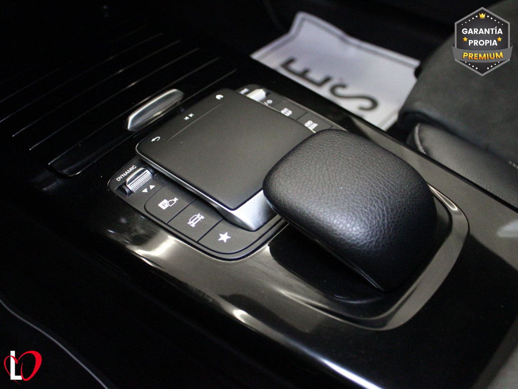 MERCEDES CLA SHOOTING BRAKE 200 D DCT AMG Line de segunda mano