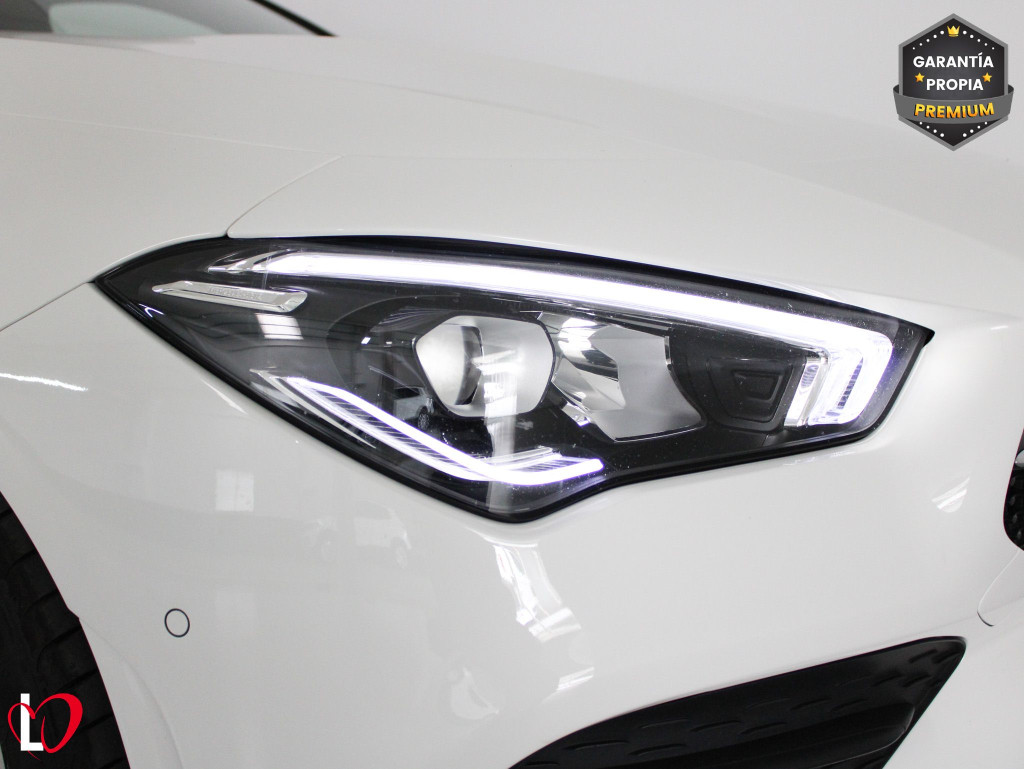 MERCEDES CLA SHOOTING BRAKE 200 D DCT AUTOM. AMG LINE 150 de segunda mano