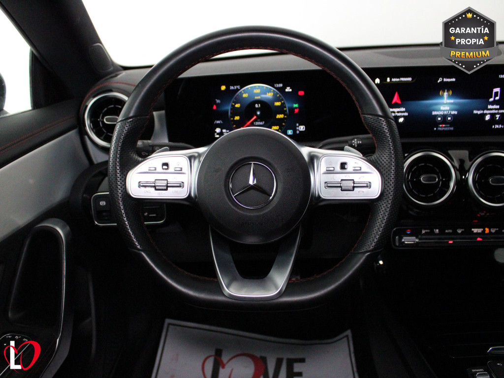 MERCEDES CLA SHOOTING BRAKE 200 D DCT AUTOM. AMG LINE 150 de segunda mano