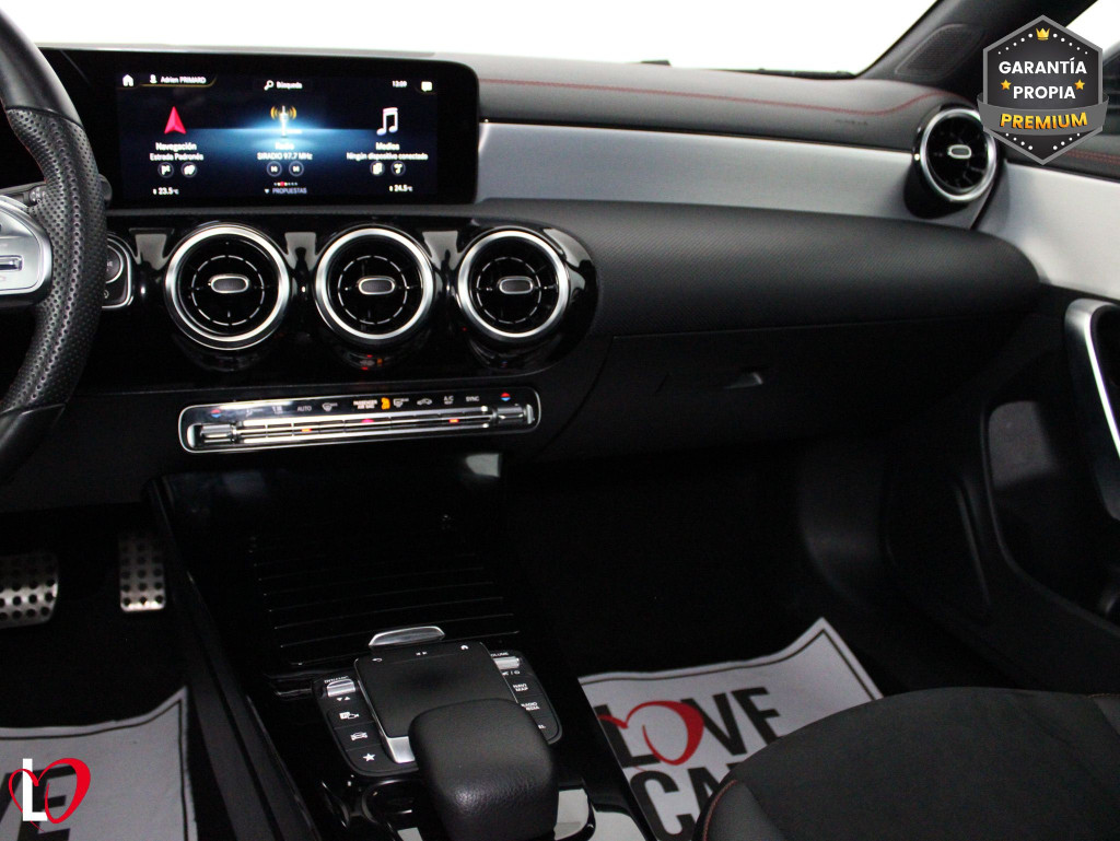 MERCEDES CLA SHOOTING BRAKE 200 D DCT AUTOM. AMG LINE 150 de segunda mano