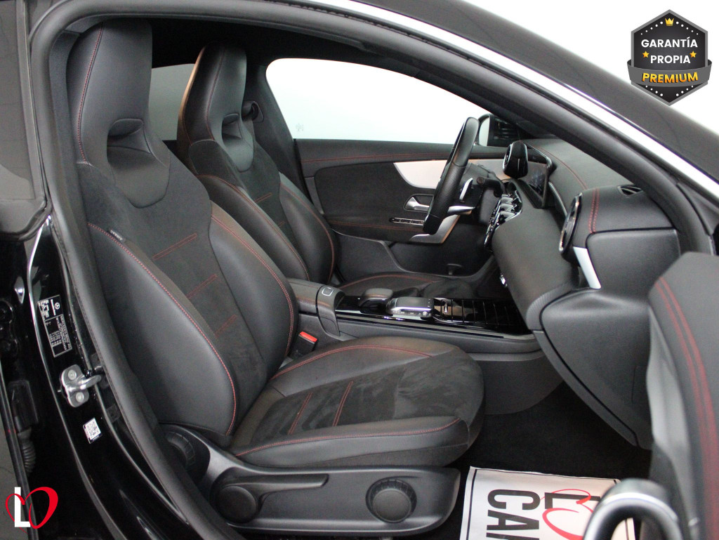 MERCEDES CLA SHOOTING BRAKE 200 D DCT AUTOM. AMG LINE 150 de segunda mano