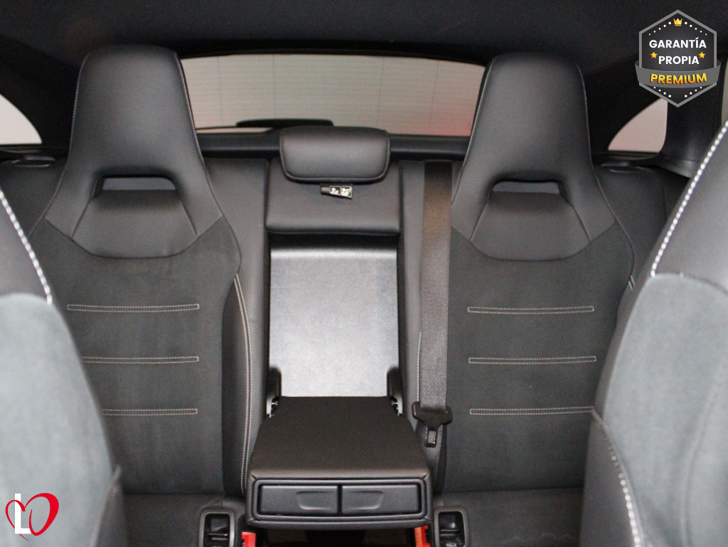 MERCEDES CLA SHOOTING BRAKE 200 D DCT AUTOM. AMG LINE 150 de segunda mano
