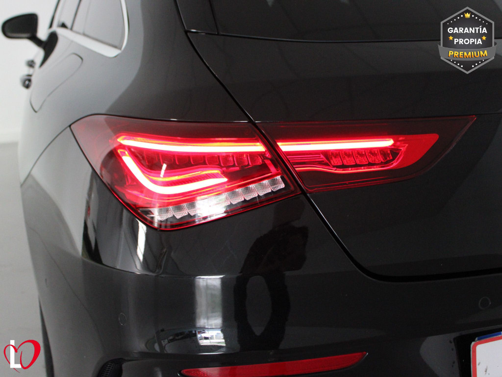 MERCEDES CLA SHOOTING BRAKE 200 D DCT AUTOM. AMG LINE 150 de segunda mano