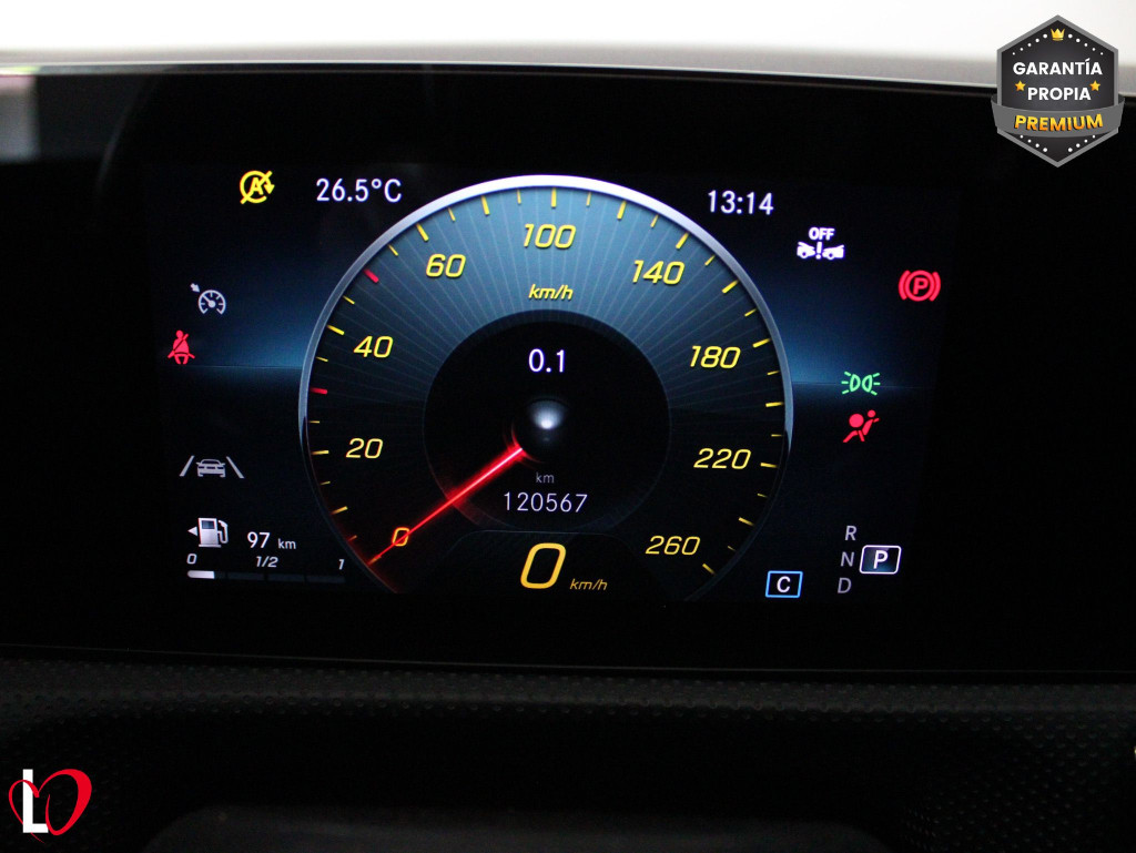MERCEDES CLA SHOOTING BRAKE 200 D DCT AUTOM. AMG LINE 150 de segunda mano