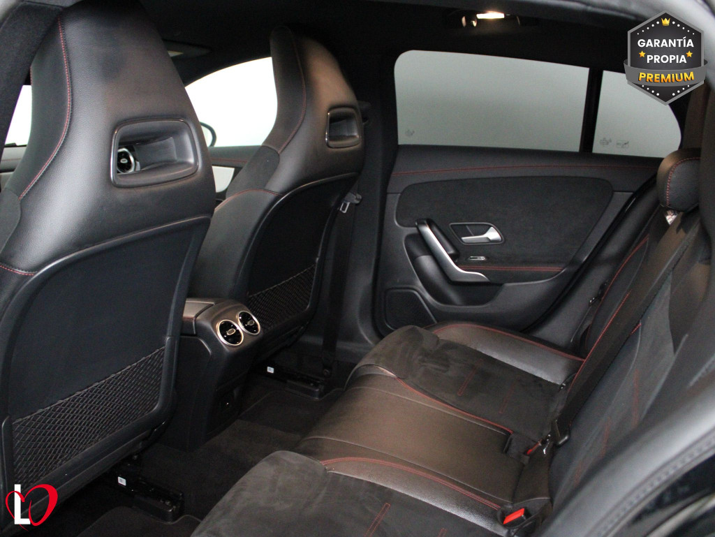 MERCEDES CLA SHOOTING BRAKE 200 D DCT AUTOM. AMG LINE 150 de segunda mano