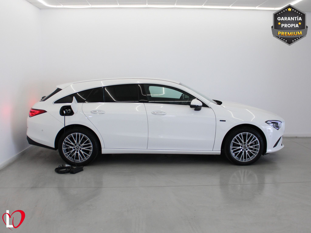 MERCEDES CLA SHOOTING BRAKE 250e 218 de segunda mano