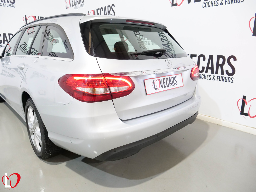 MERCEDES CLASE 200 D AUTO. BUSINESS 136 de segunda mano