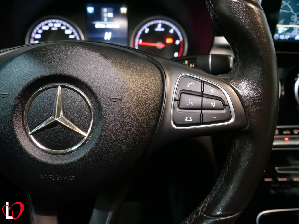 MERCEDES CLASE 200 D AUTO. BUSINESS 136 de segunda mano