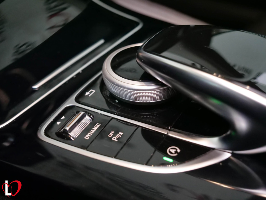 MERCEDES CLASE 200 D AUTO. BUSINESS 136 de segunda mano