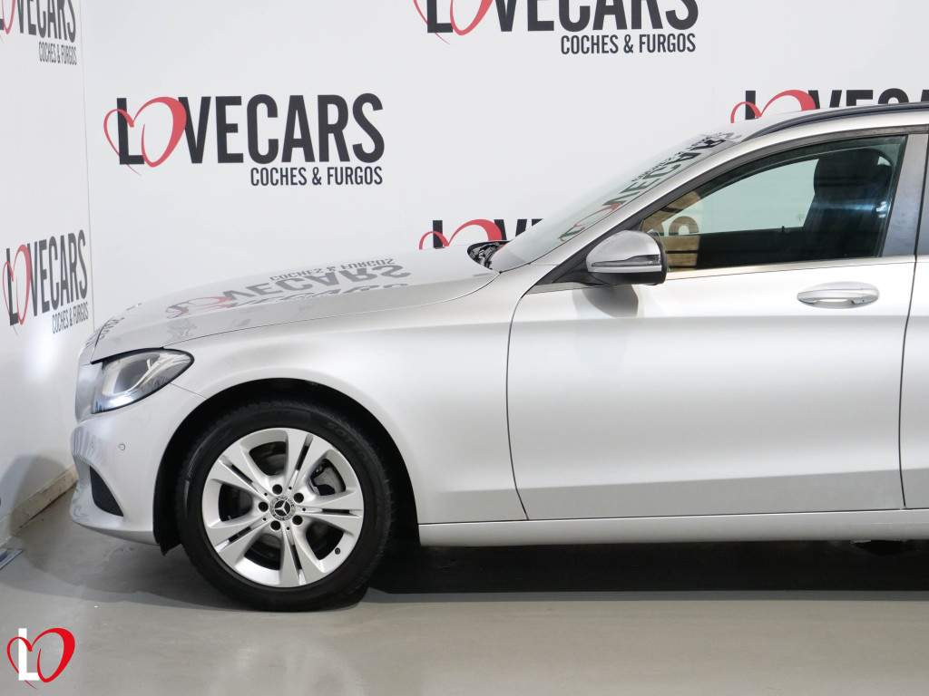 MERCEDES CLASE 200 D AUTO. BUSINESS 136 de segunda mano