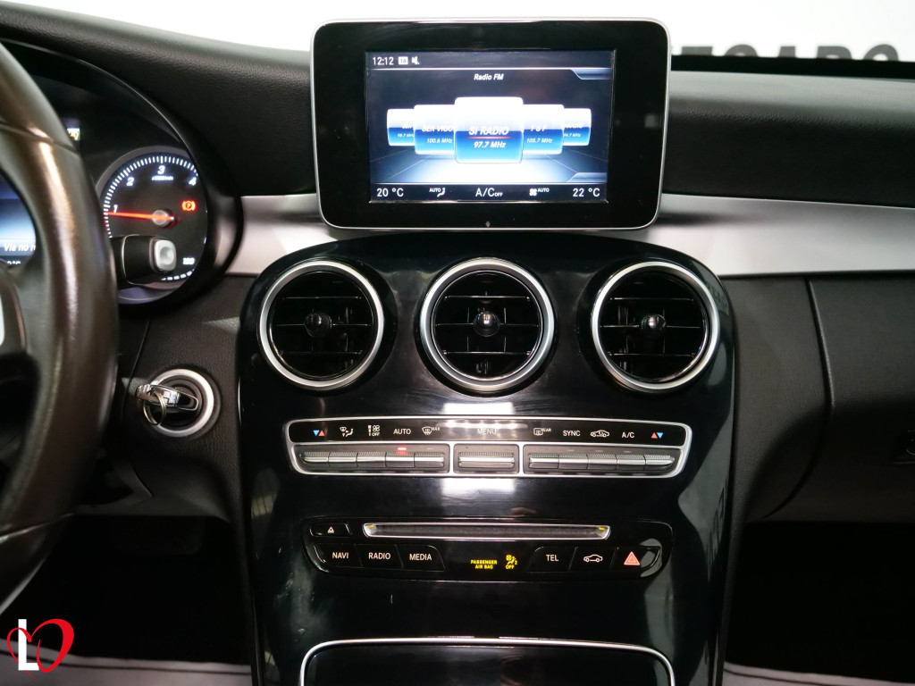 MERCEDES CLASE 200 D AUTO. BUSINESS 136 de segunda mano