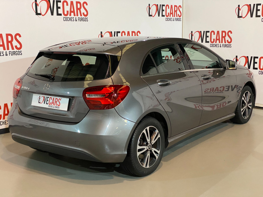 MERCEDES CLASE A 180 CDI BUSINESS EDITION AUTOMAT. 110 de segunda mano