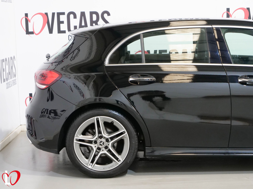 MERCEDES CLASE A 180 D 7G-DCT AMG 116 de segunda mano