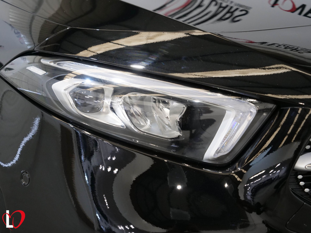 MERCEDES CLASE A 180 D 7G-DCT AMG 116 de segunda mano