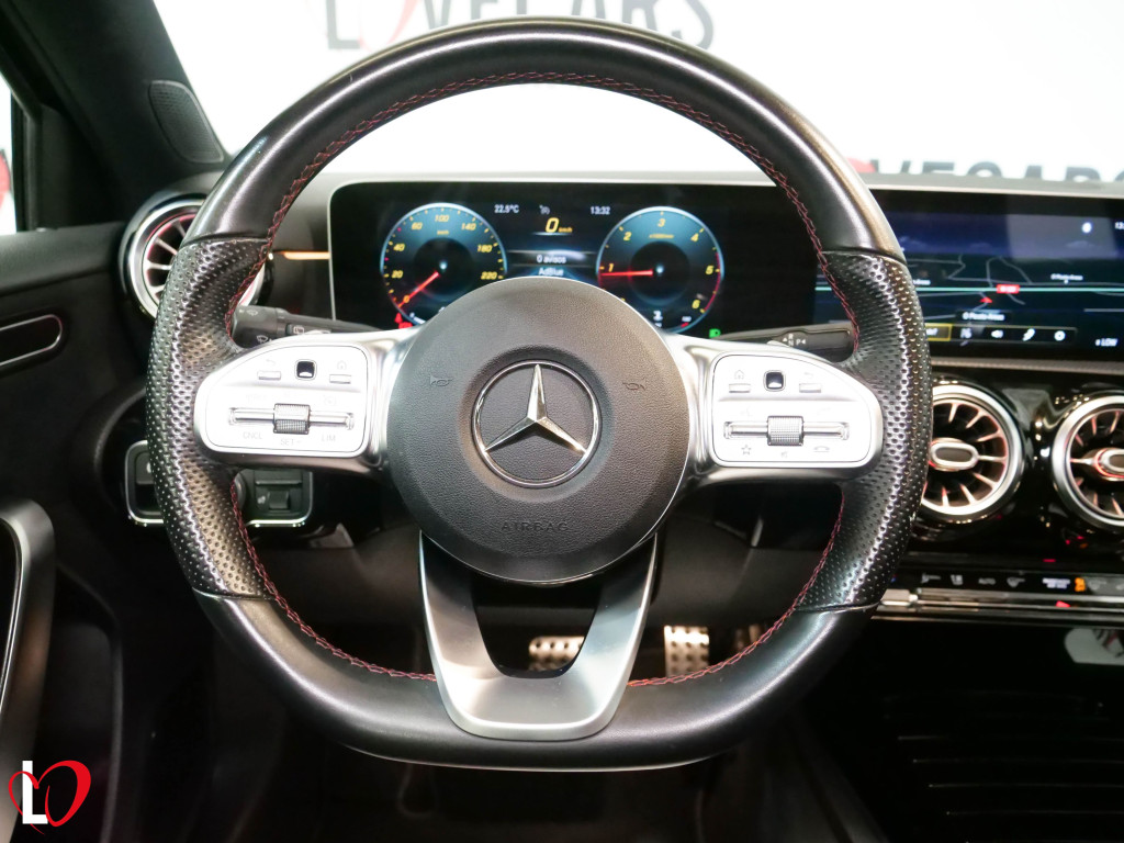 MERCEDES CLASE A 180 D 7G-DCT AMG 116 de segunda mano