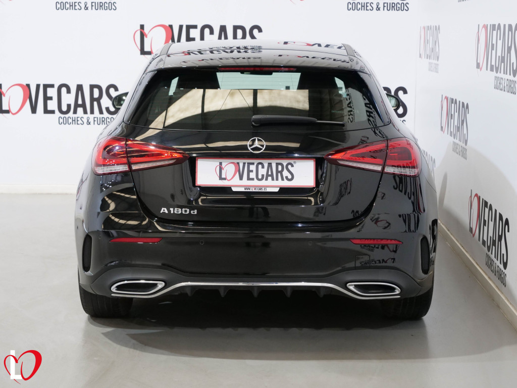 MERCEDES CLASE A 180 D 7G-DCT AMG 116 de segunda mano