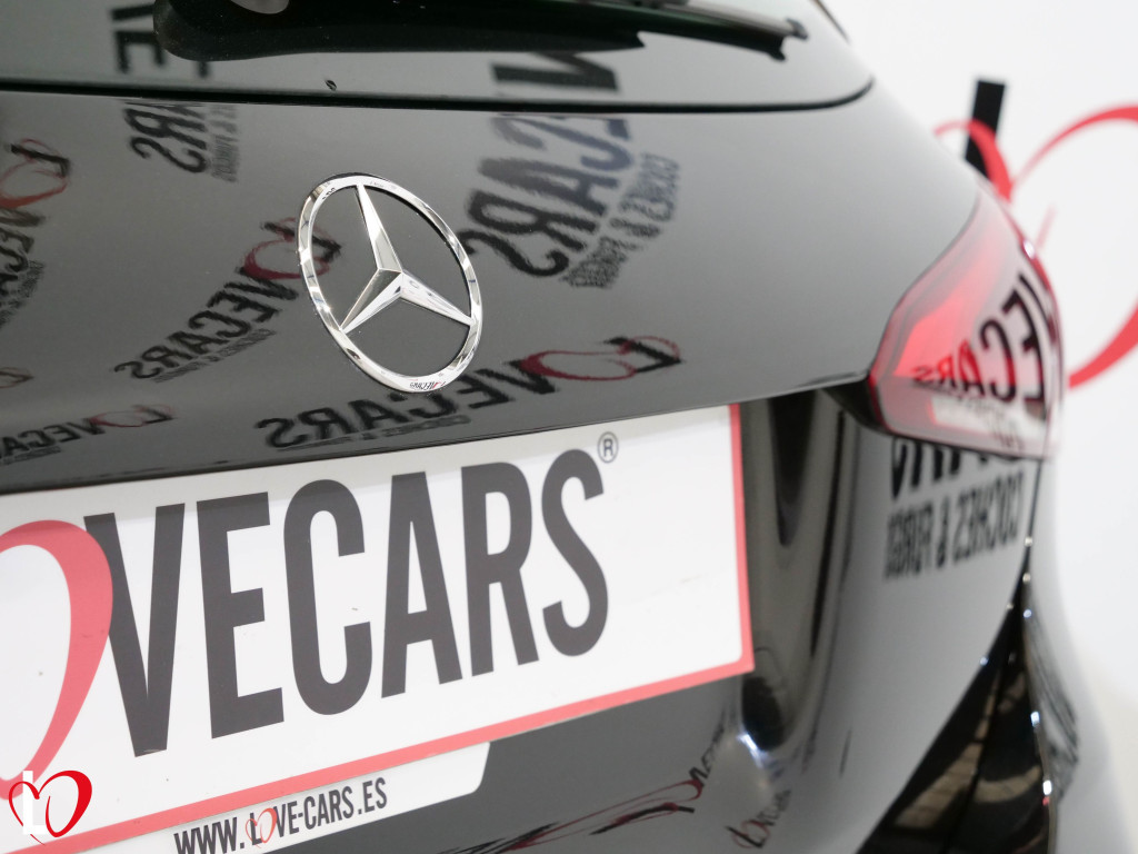 MERCEDES CLASE A 180 D 7G-DCT AMG 116 de segunda mano
