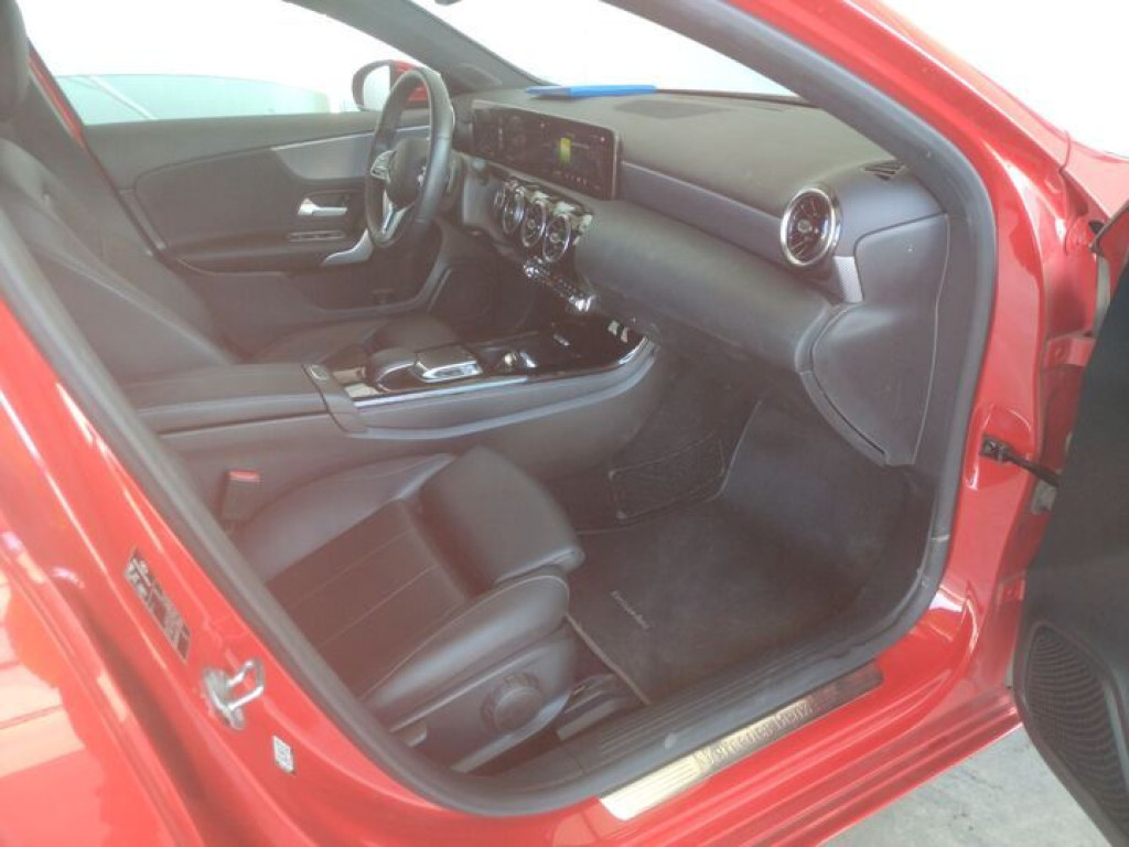 MERCEDES CLASE A 180 D AUTOM. ADVANTAGE + TECHO 116 de segunda mano