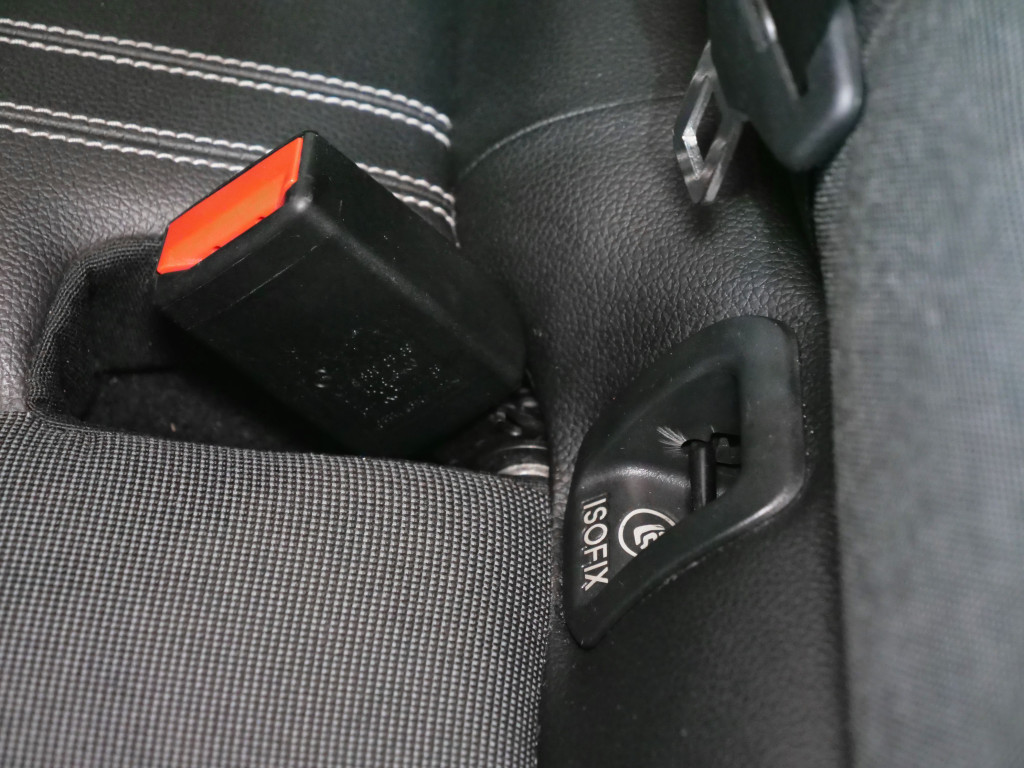 MERCEDES CLASE A 200 D AMG 136 de segunda mano